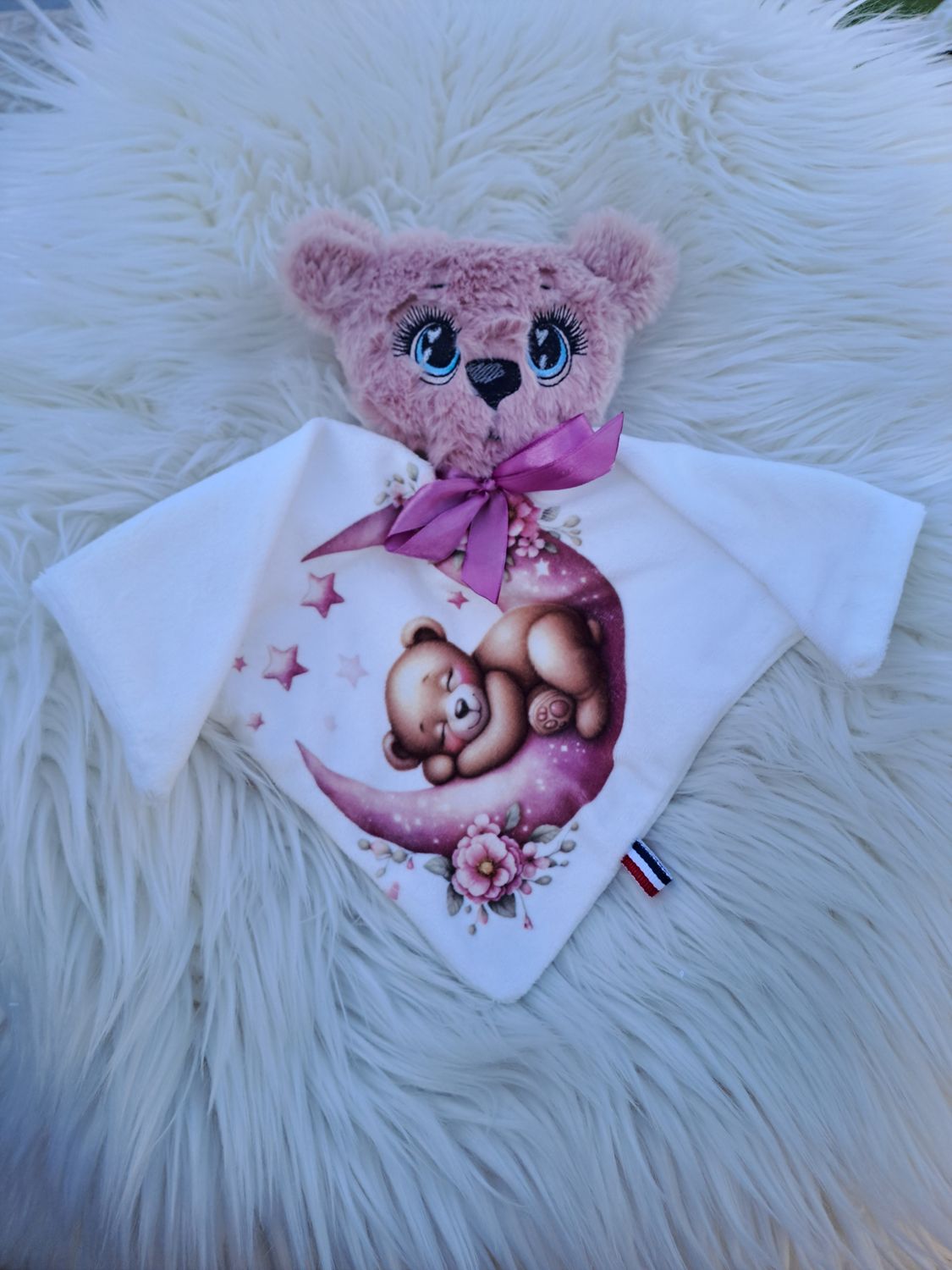 Doudou ourson endormi Doudou ourson endormi