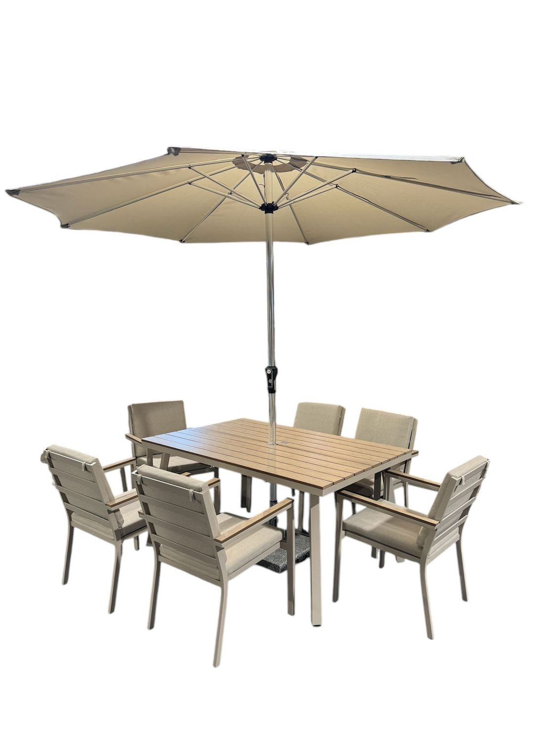 Zest 6 Seater Rectangle Set with free covers!