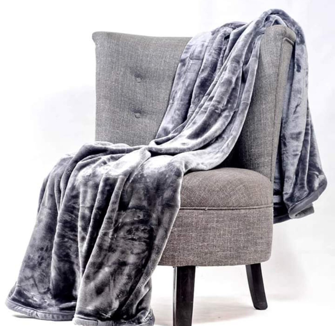 VELVET MINK FLEECE BLANKET 