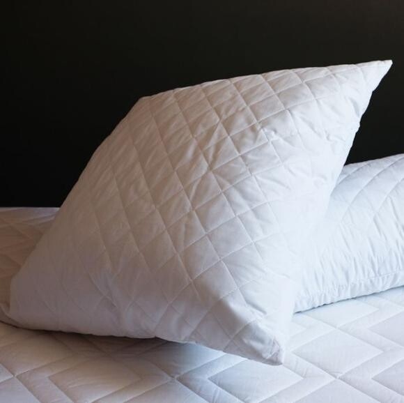 QUILTED CONTINENTAL PILLOWS 