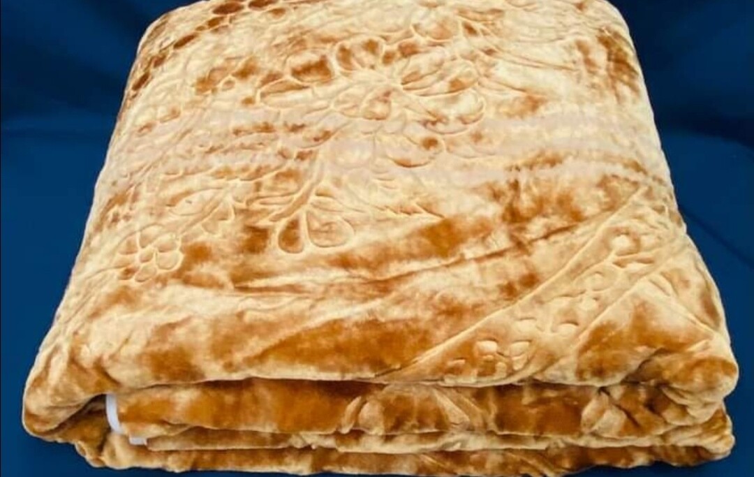 PLAIN 1PLY MINK BLANKETS HT