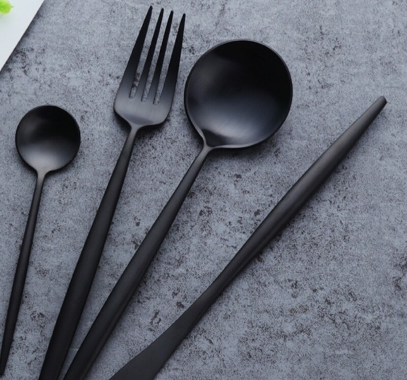 BLACK MATTE CUTLERY SET 18P