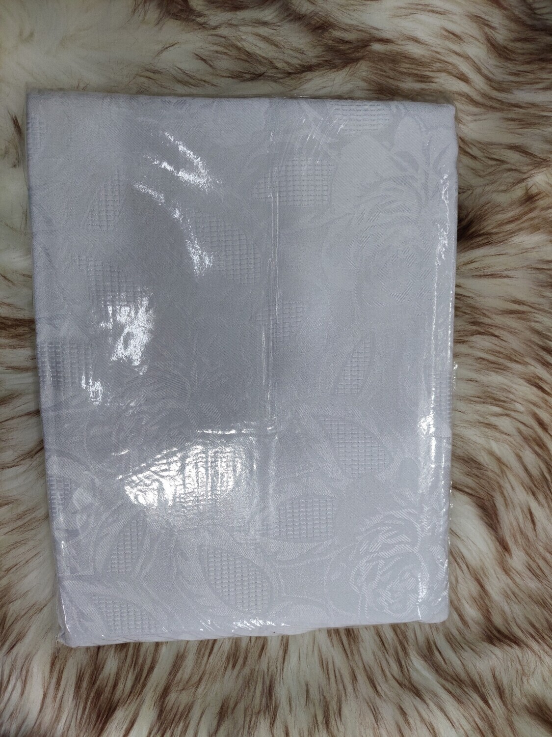 TABLECLOTH- WHITE 