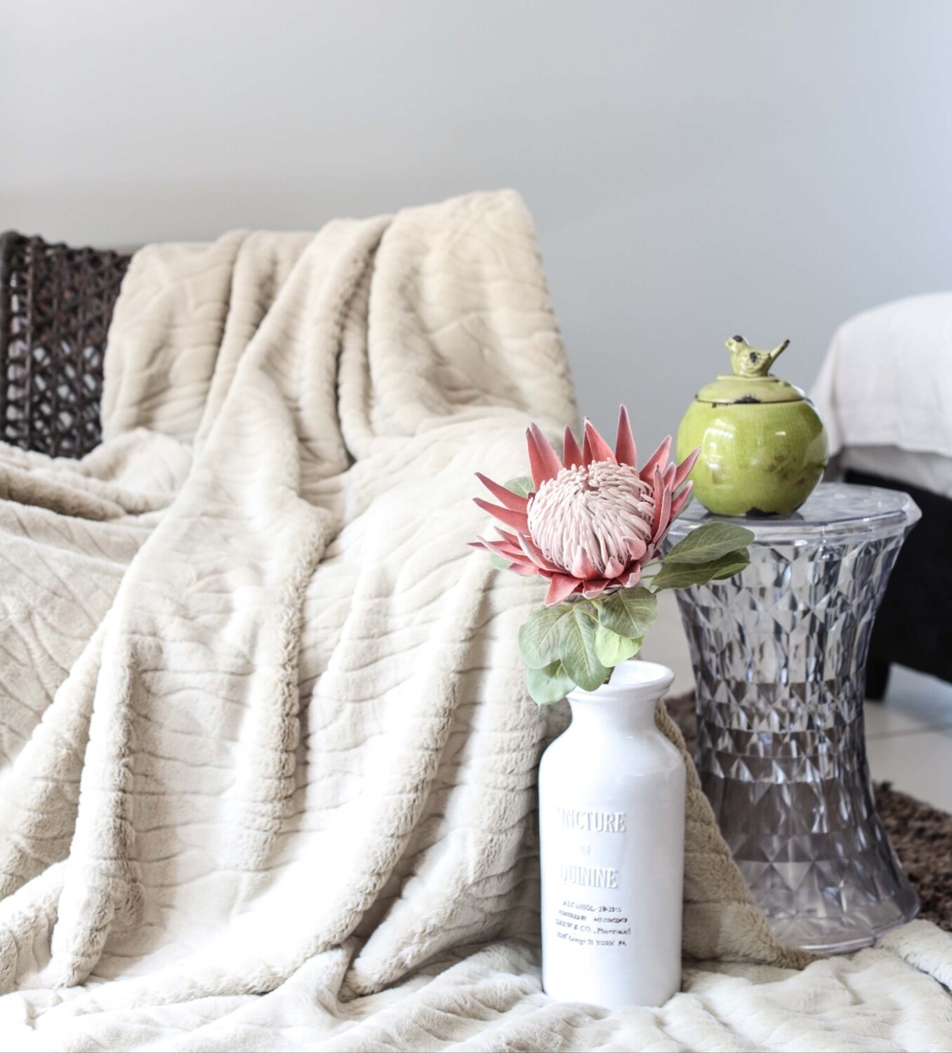 CLEOPATRA RABBIT FUR BLANKET