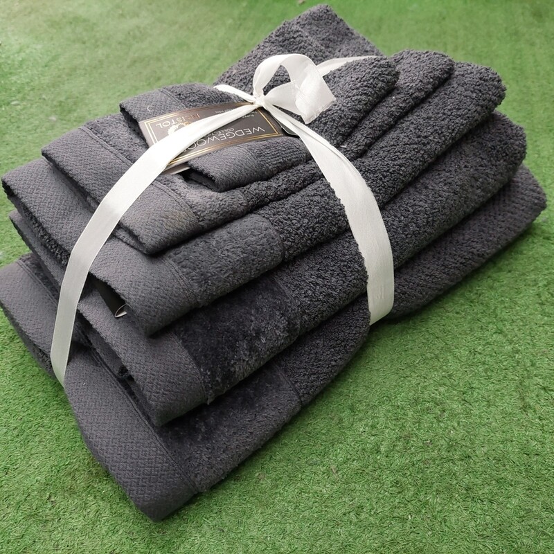 BRISTOL WEDGEWOOD GIFT TOWEL SET