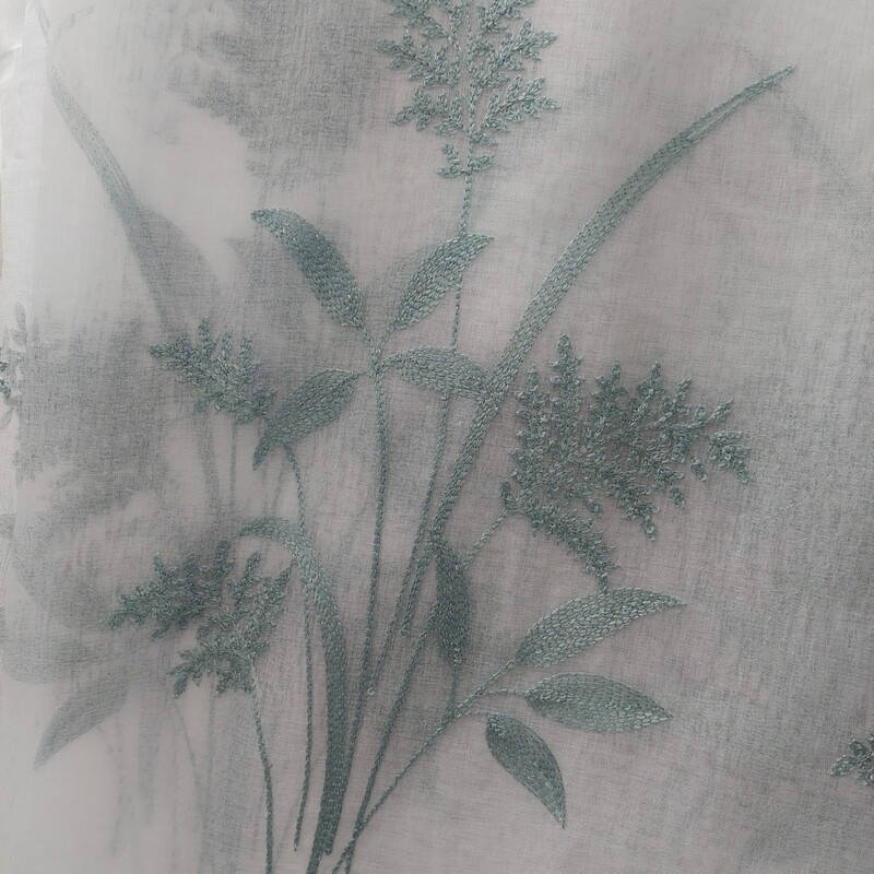 FLORAL LACE CURTAIN