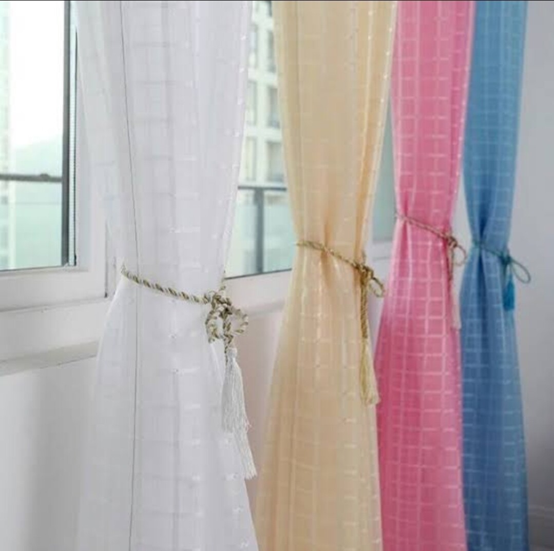COLOURFUL BLOCK LACE CURTAIN