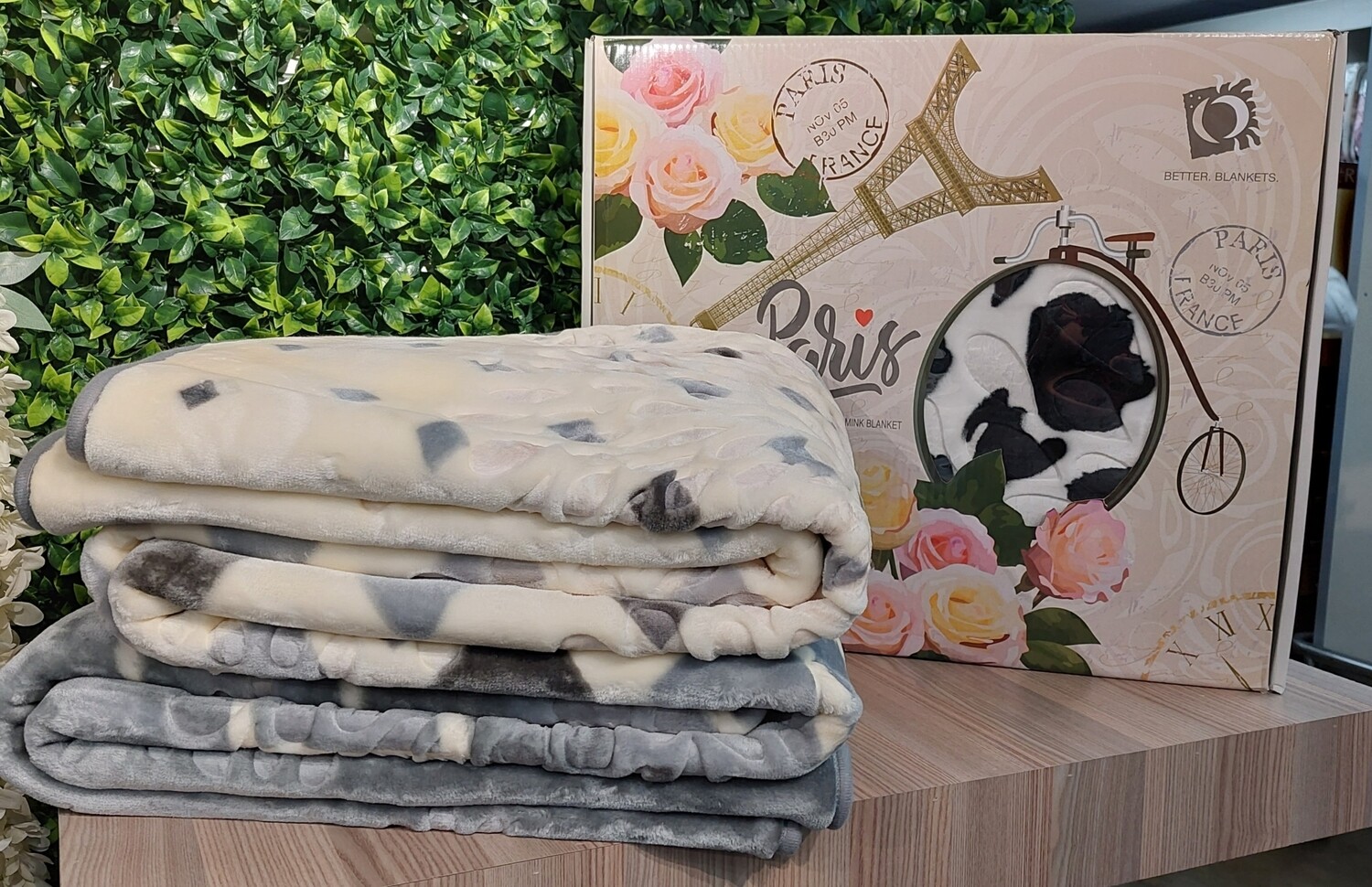 PARIS MINK BLANKET 03
