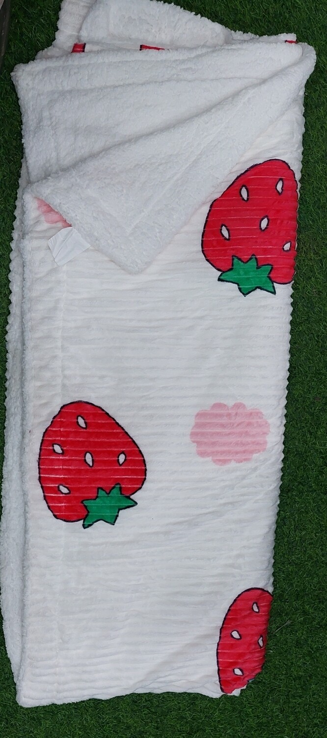 STRAWBERRY SHERPA BLANKET