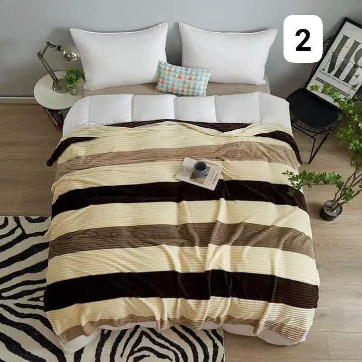 STRIPED SHERPA BLANKETS 