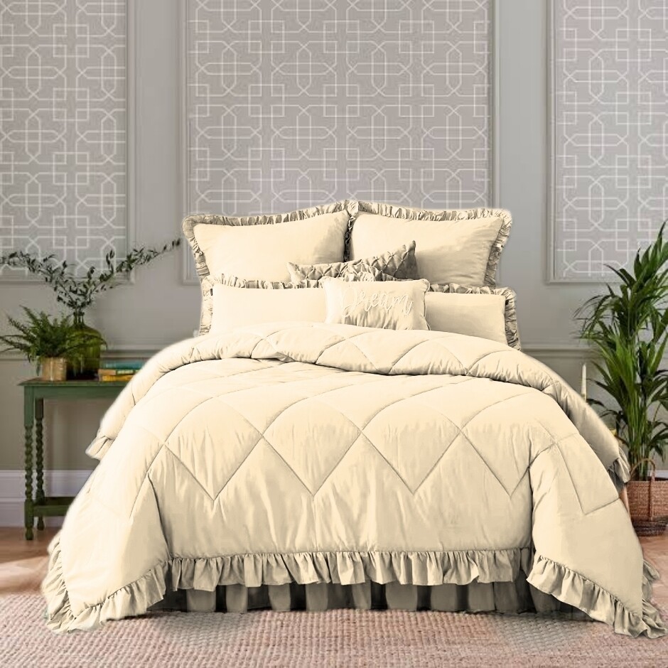 DIAMOND FRILLED COMFORTER SET