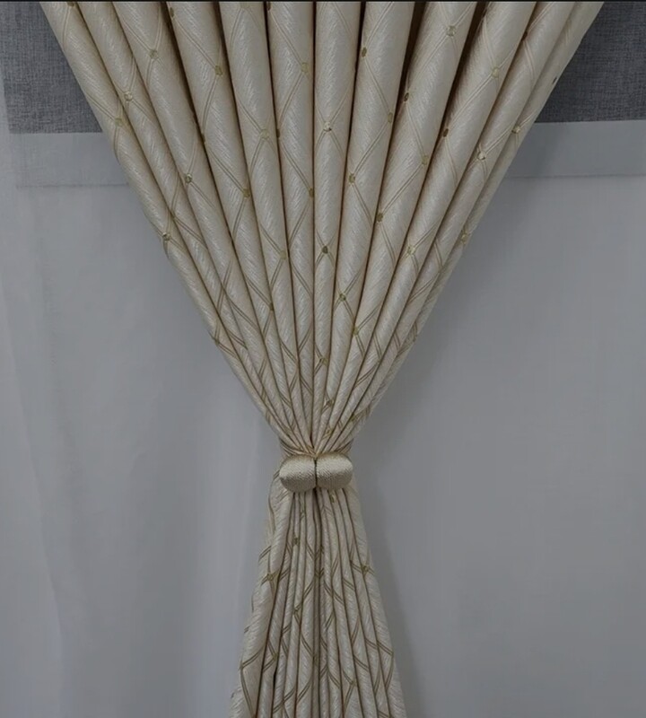 DIAMOND STUD CURTAIN SET 3M- CREAM