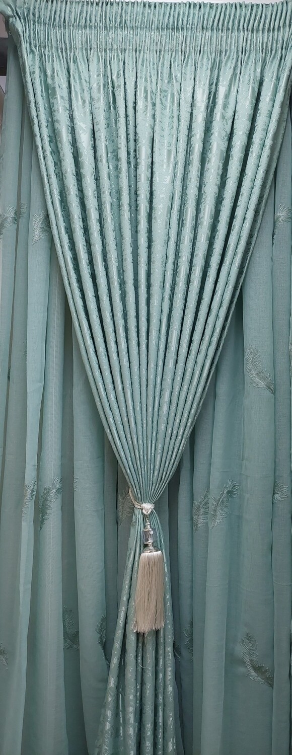 GREEN SCATTER FOIL CURTAIN SET 5M