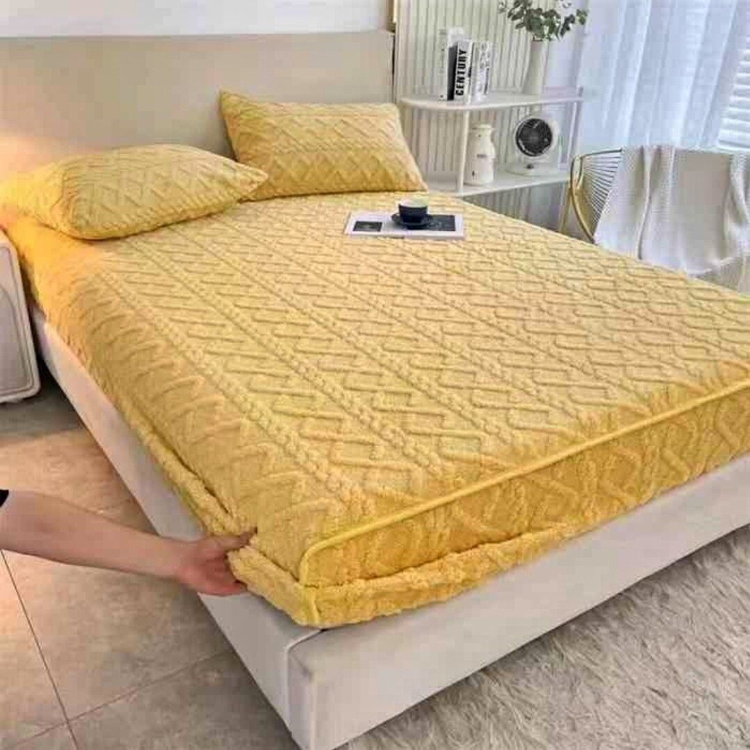 GEOMETRIC FLEECE SHEET SET