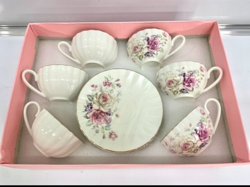 FLORAL TEA CUP SET