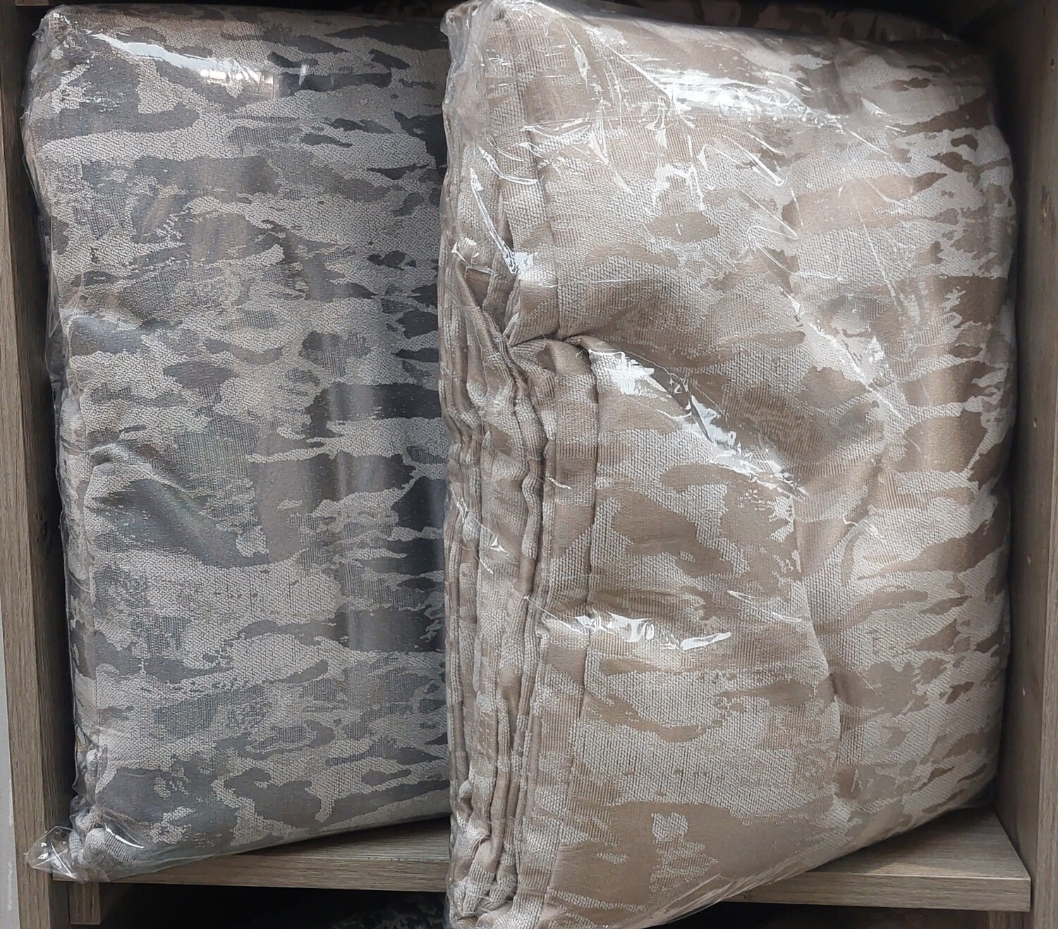 MOHAN CURTAIN SET