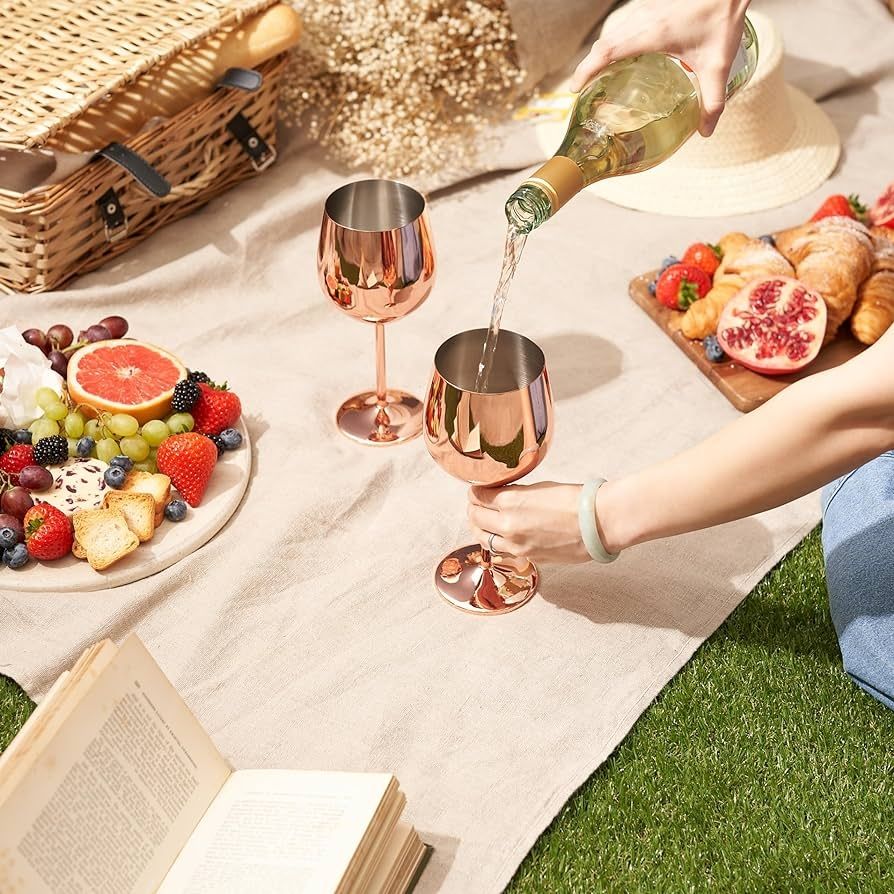METALLIC WINE GLASSES ROSE GOLD