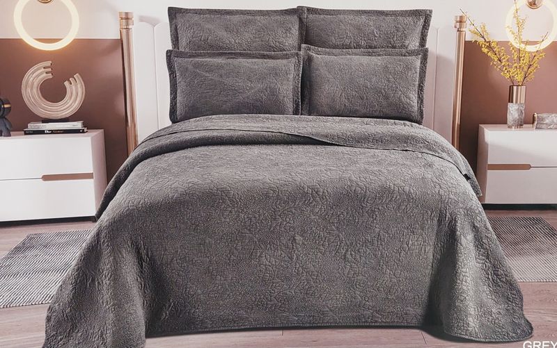 ERIN QUILT SET GREY