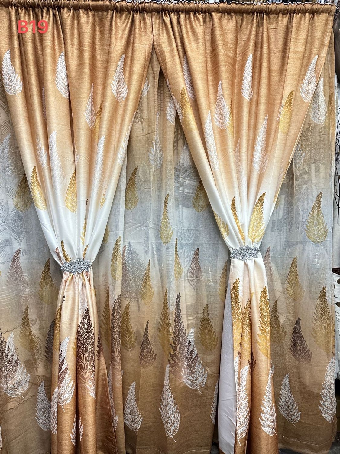 ASH GRADIENT CURTAIN SET GOLD