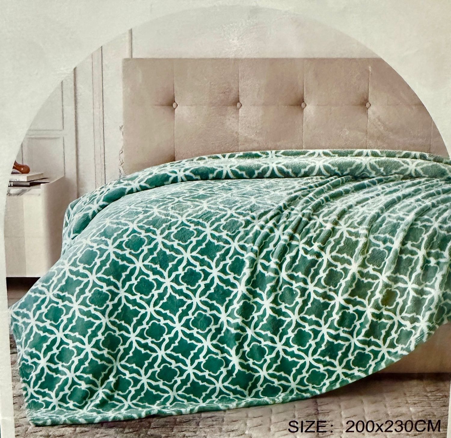 LOU FLEECE BLANKET