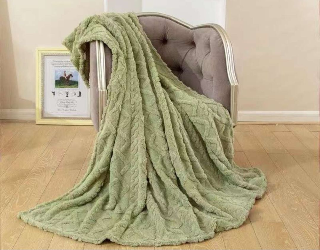 GEOMETRIC FLEECE
