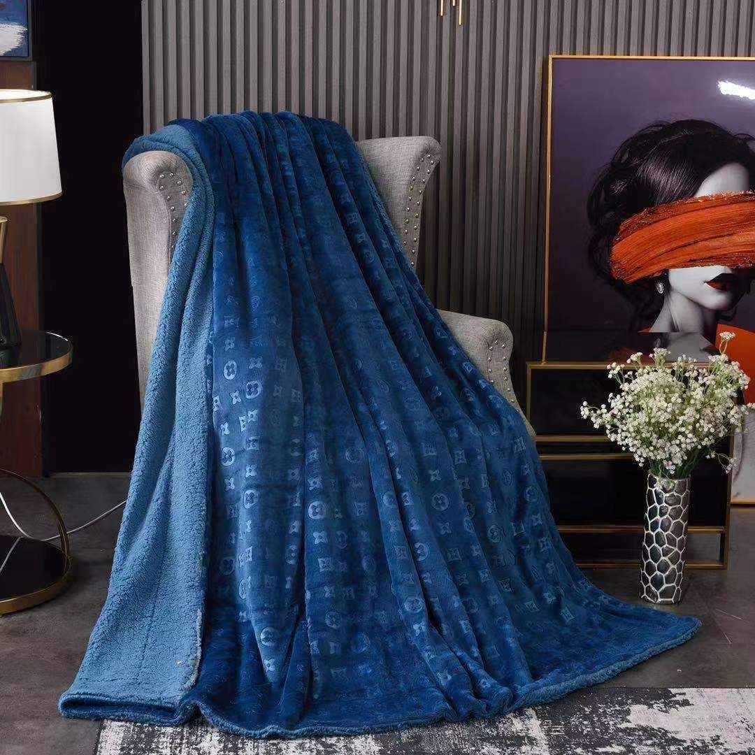 MOKKA FLEECE BLANKET