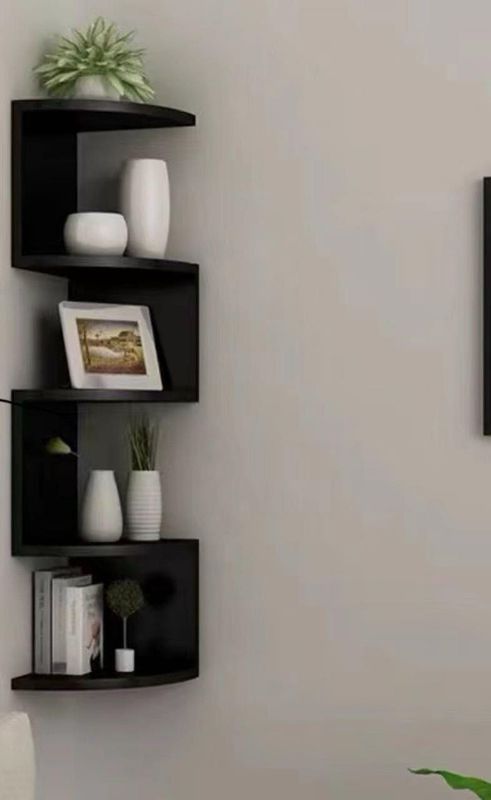 CORNER FLOATING SHELF