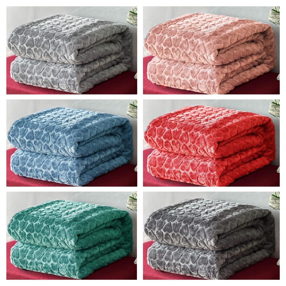 HEART EMBOSSED 1PLY BLANKETS