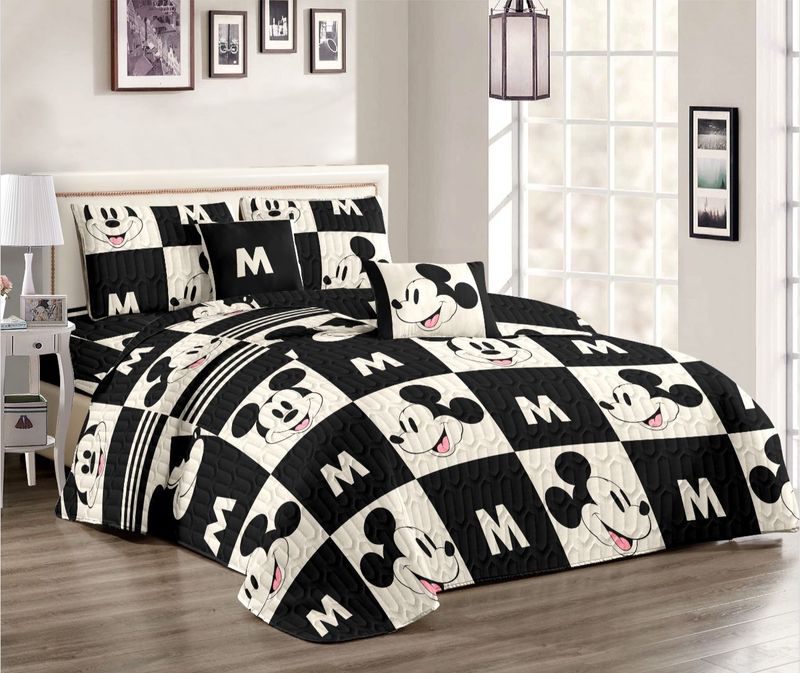 MICKEY BLACK WHITE COMFORTER SET