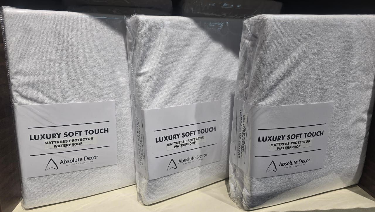WATERPROOF MATTRESS PROTECTOR- AD COLL
