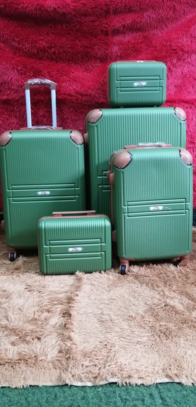 SALLY TRAVEL SET - 5 PIECE