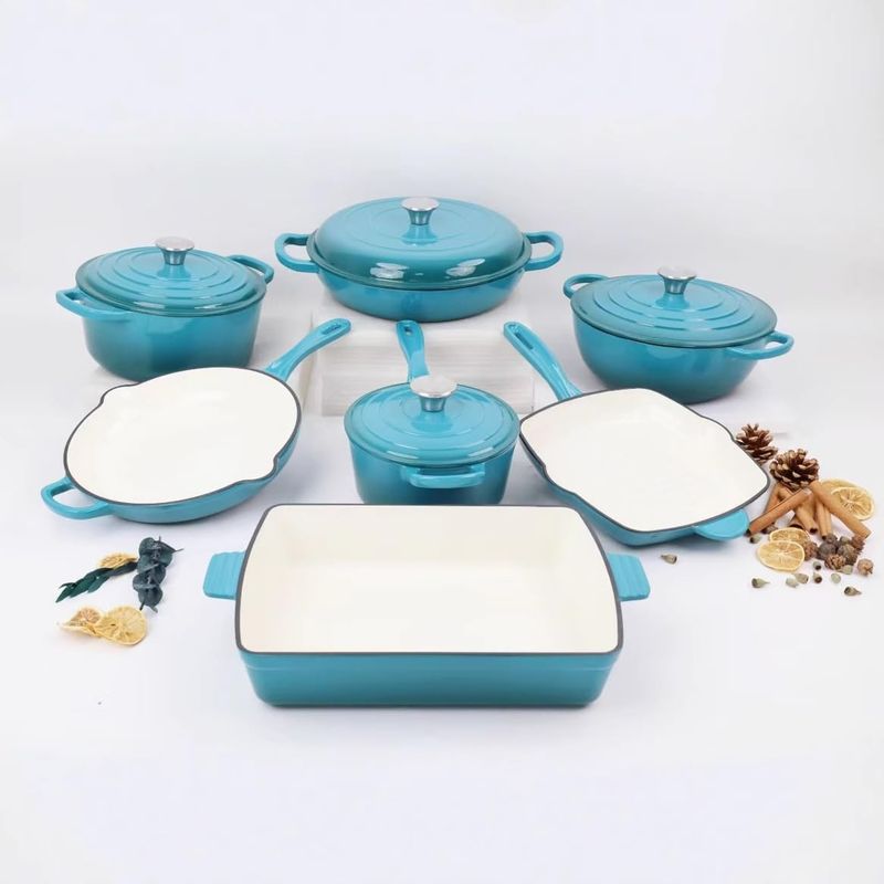CAST IRON COOKWARE SET- 11P
