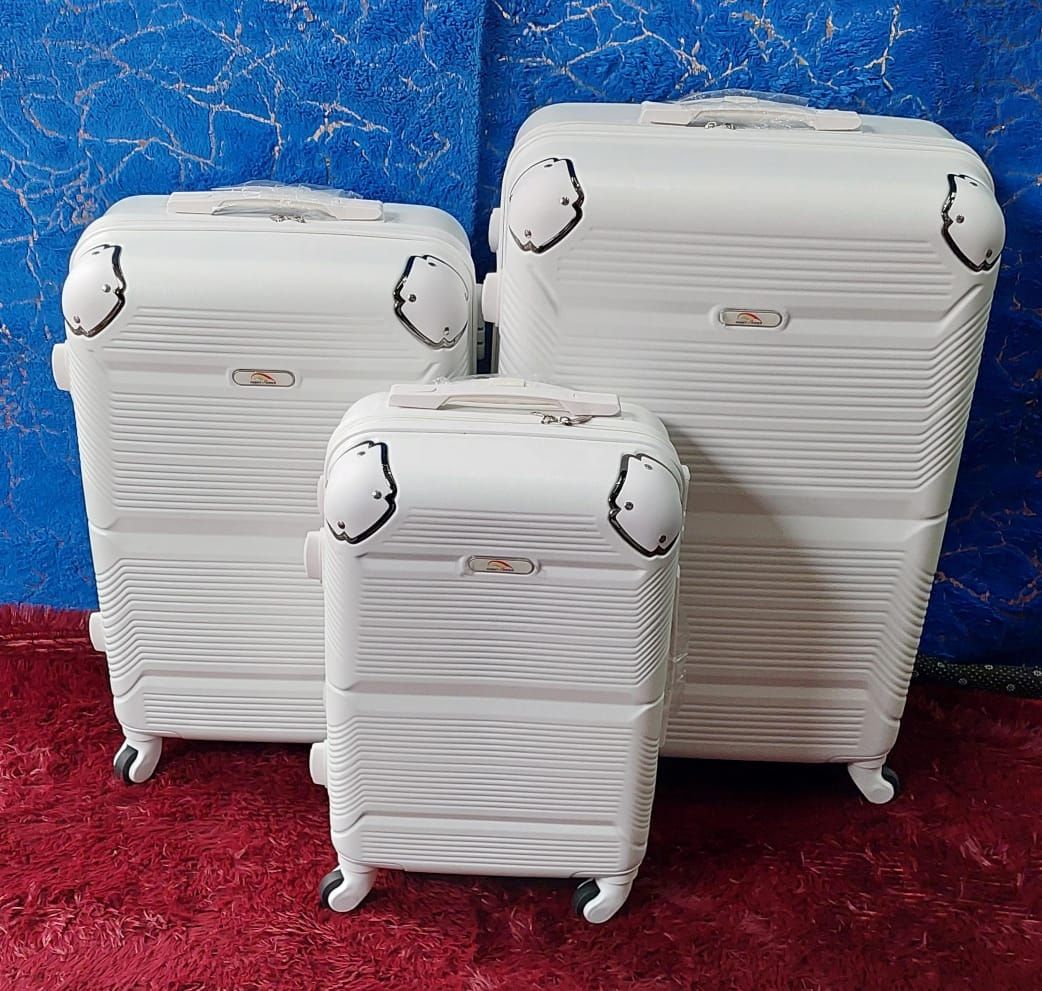 MATTE TRAVEL SET- 3P