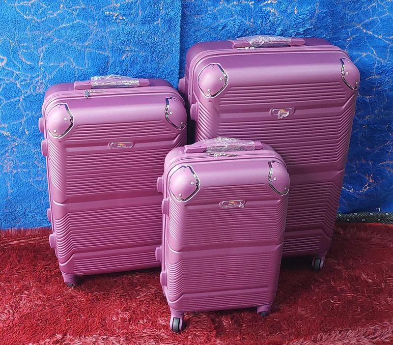 MATTE TRAVEL SET- 3P