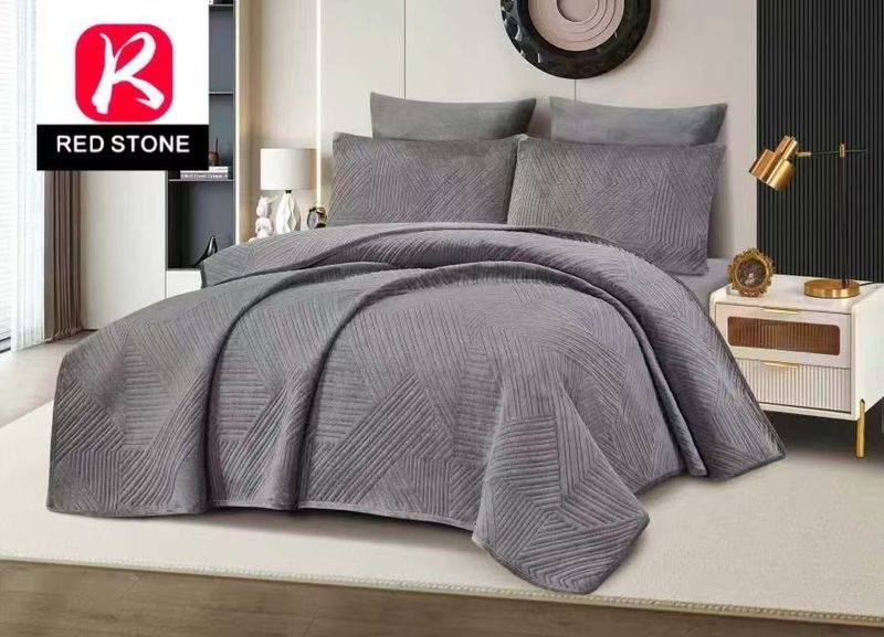 EMMO QUILT SET