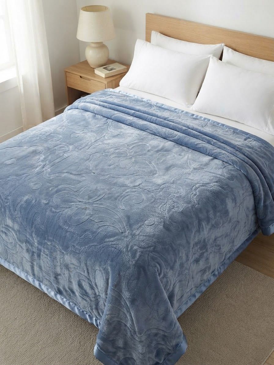 MANSI MINK BLANKET