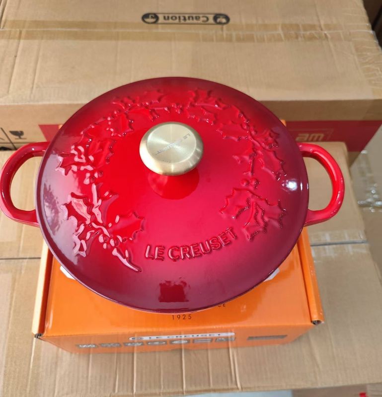 LC CAST IRON CASSEROLE 24CM