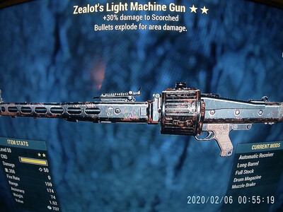 Zealots Explosive Light Machine Gun