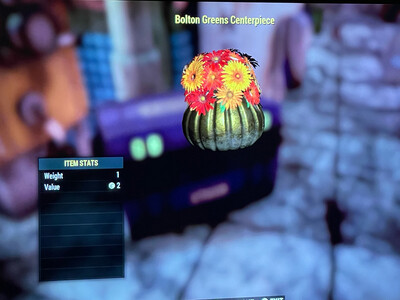 Bolton Greens Center Piece