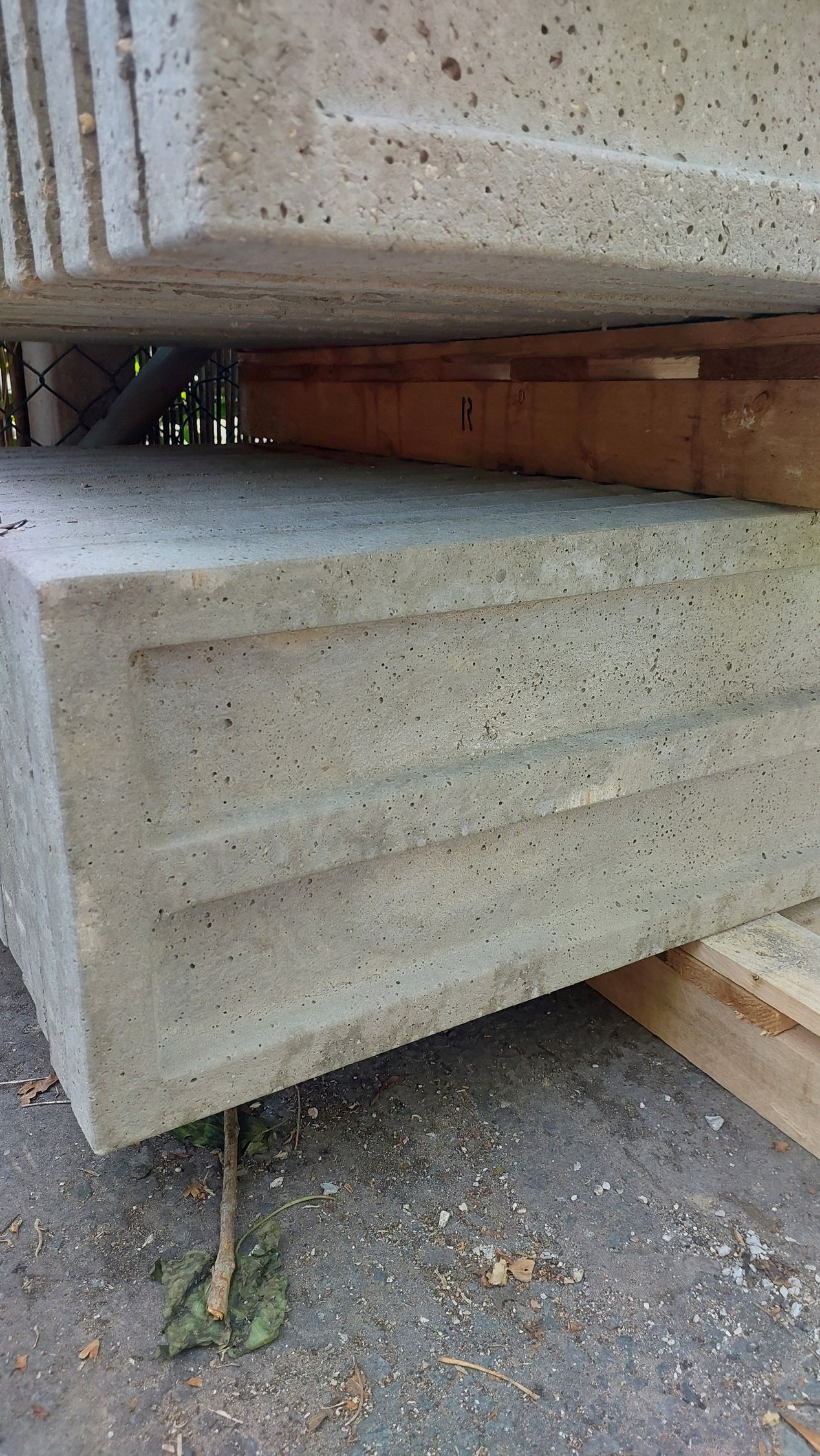 Recessed Concrete Gravel Boards