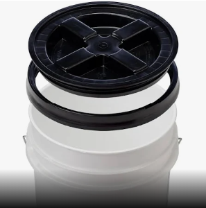 3.5 Gallon Wash Bucket and Gamma Seal Lid