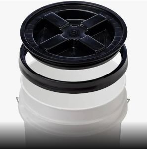 3.5 Gallon Wash Bucket and Gamma Seal Lid