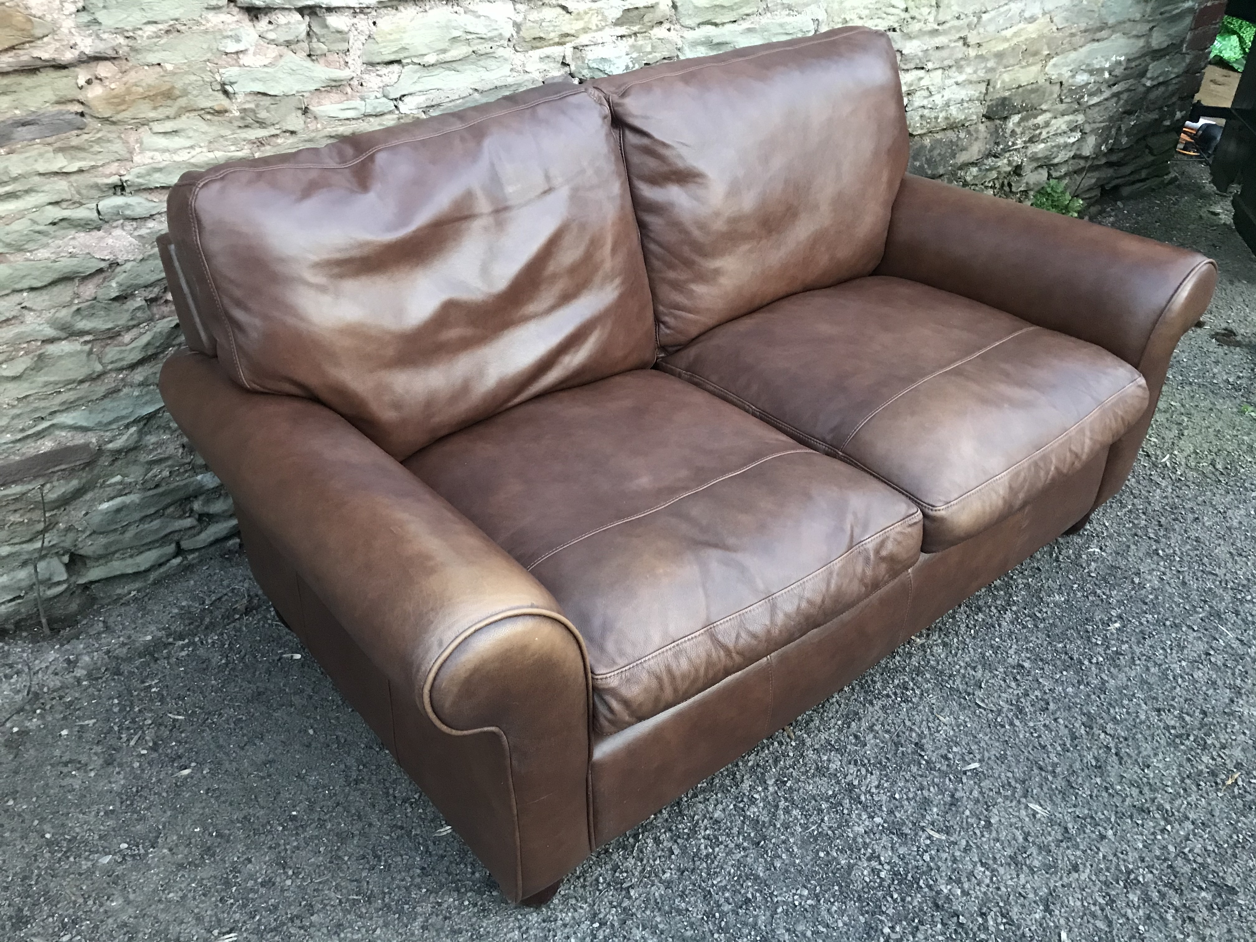 Laura ashley abingdon leather sofa online