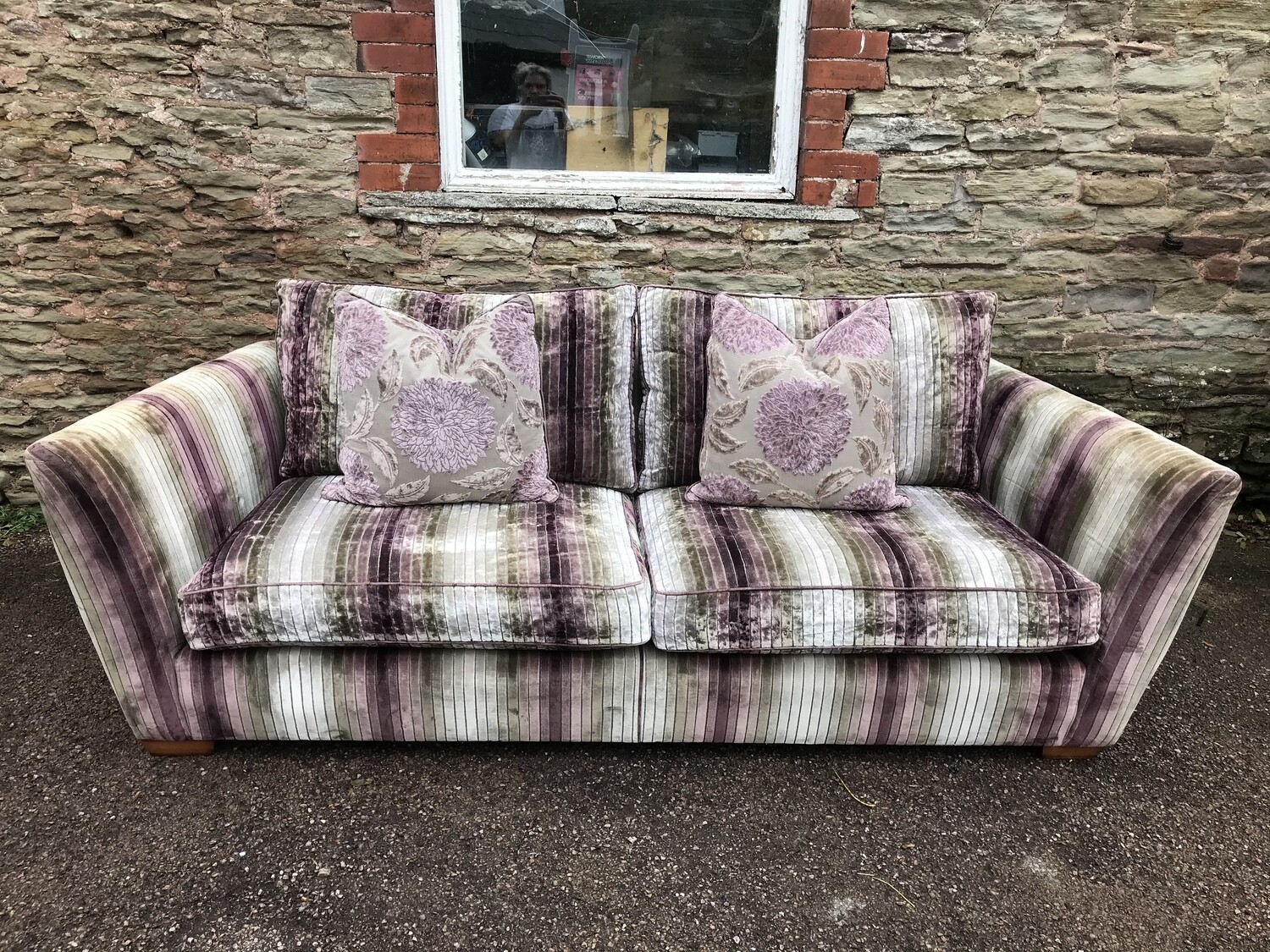Dfs shackleton deals