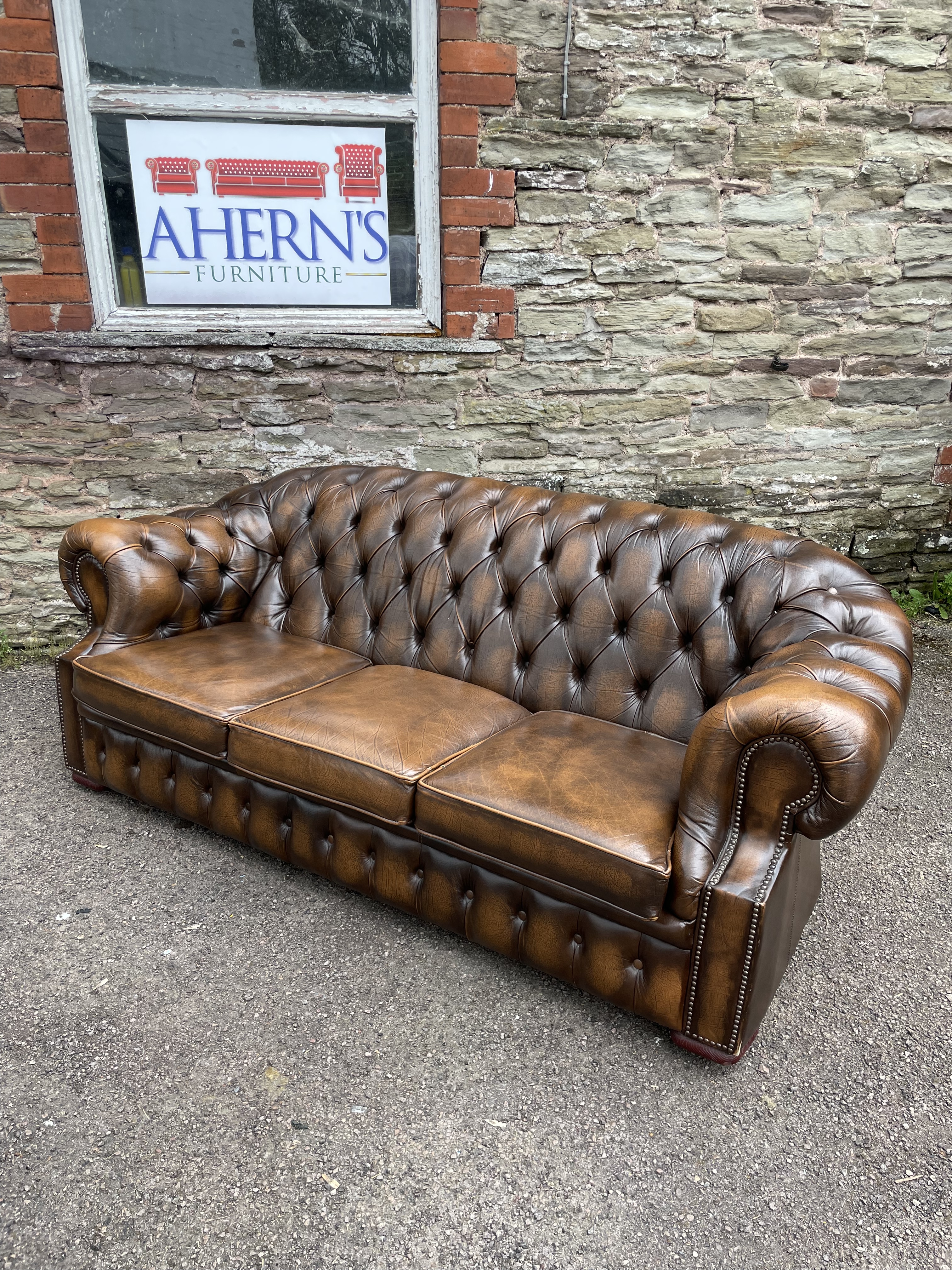 CENTURION Brown leather Chesterfield Sofa 3 seater FREE DELIVERY