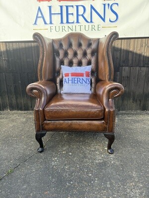 *Golden Brown Leather Chesterfield Queen Anne Chair 1 of 2 FREE DELIVERY 🚚*