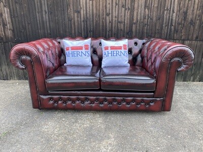 * Oxblood Leather Chesterfield sofa 2 Seater FREE DELIVERY 🚚*