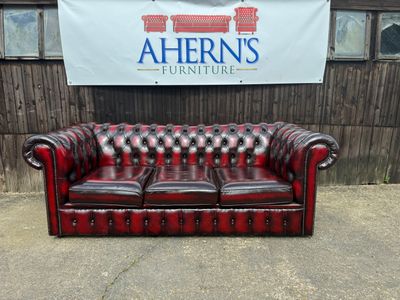 *Vintage Oxblood Leather Chesterfield Sofa 3 Seater FREE DELIVERY 🚚 *