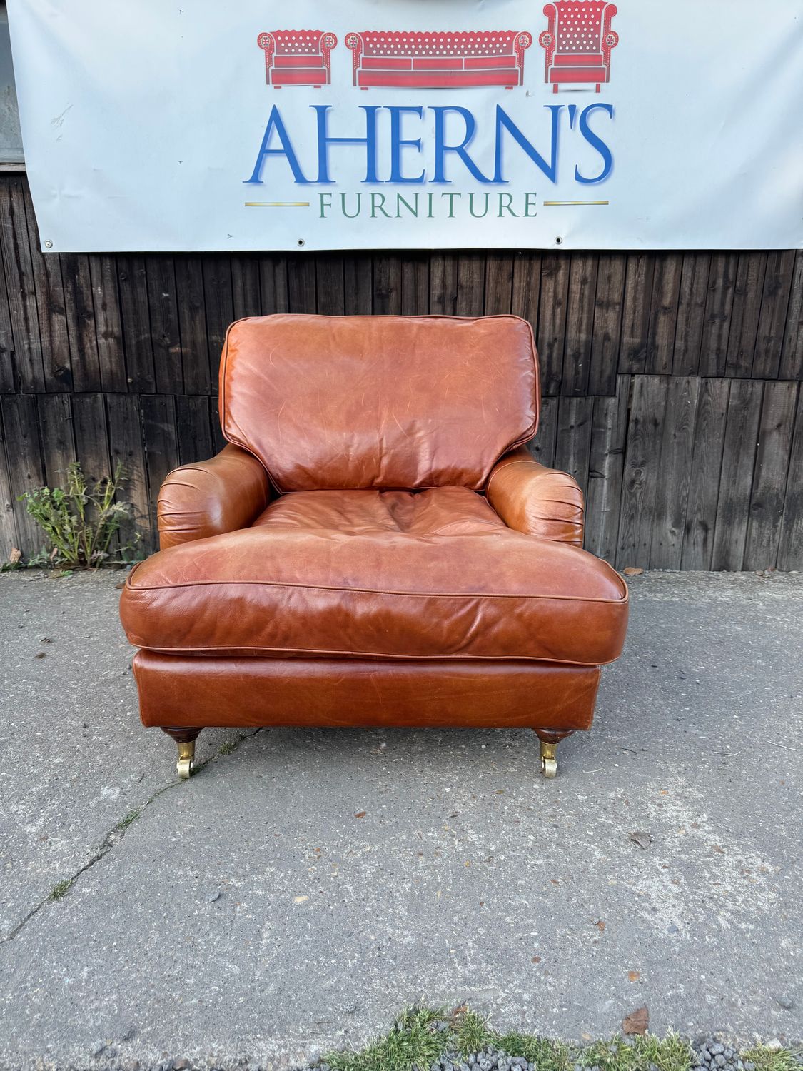 *Vintage Tan Leather Marks And Spencer’s Chair FREE DELIVERY ?*
