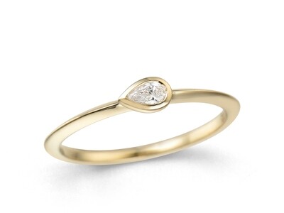OLANE Pear Diamond Ring